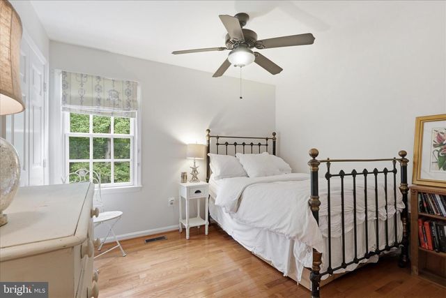 11180 TATTERSALL TRL, Oakton, VA 22124