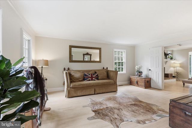 11180 TATTERSALL TRL, Oakton, VA 22124