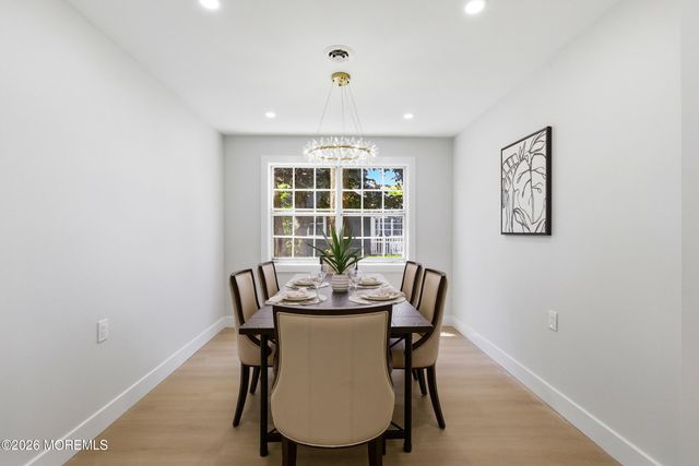 2 Leighton Lane, Manchester, NJ 08759