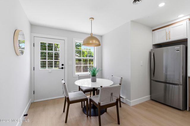 2 Leighton Lane, Manchester, NJ 08759