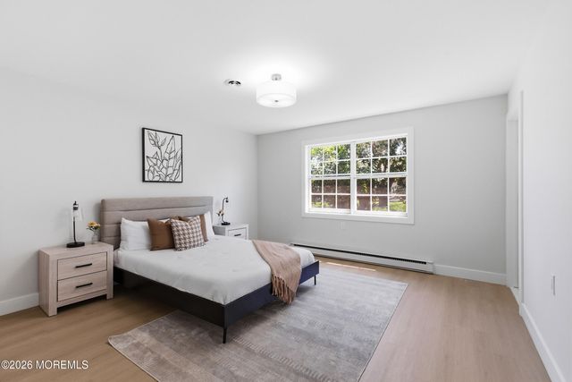 2 Leighton Lane, Manchester, NJ 08759