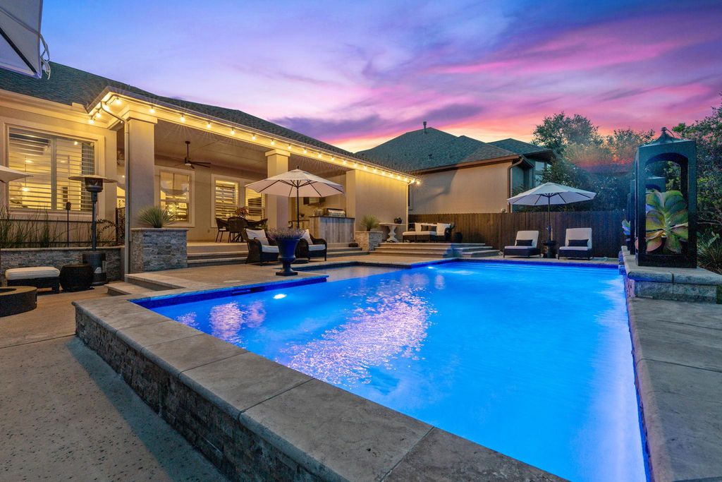 521 Montalcino LN, Georgetown, TX 78628