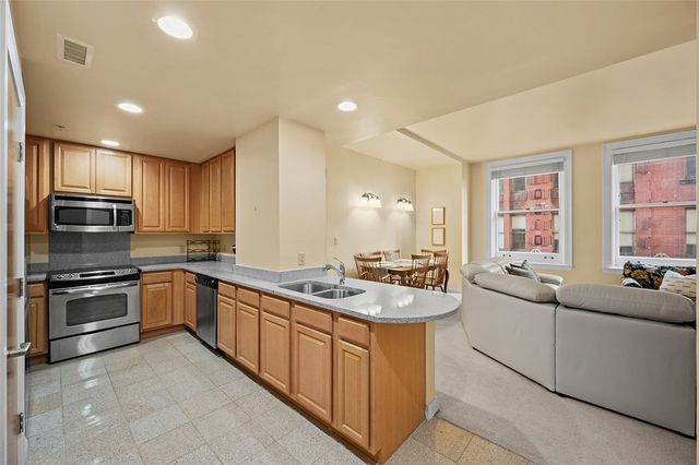 306 4th Ave 401, Downtown Pgh, PA 15222