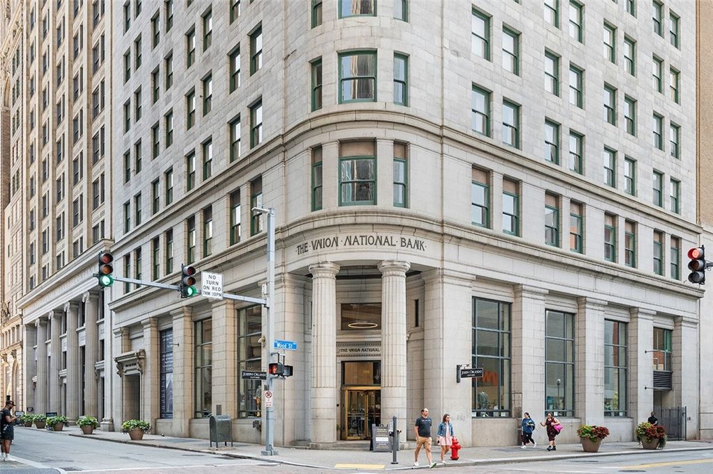 306 4th Ave 401, Downtown Pgh, PA 15222