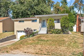 4009 Fleetwood Dr, West Mifflin, PA 15122