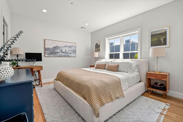 225-227 Havre Street 1, Boston, MA 02128