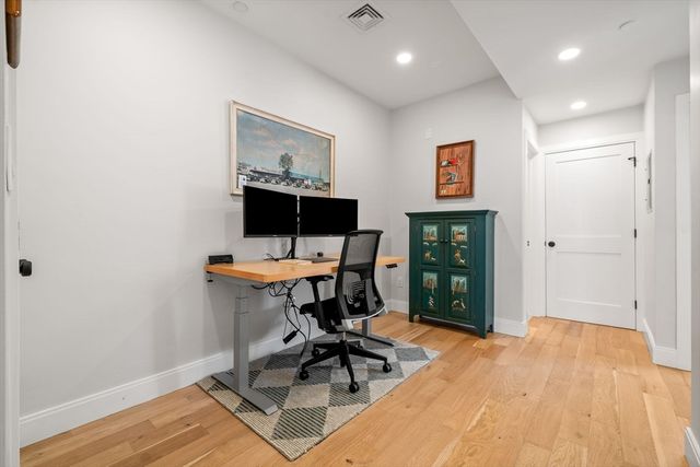 225-227 Havre Street 1, Boston, MA 02128
