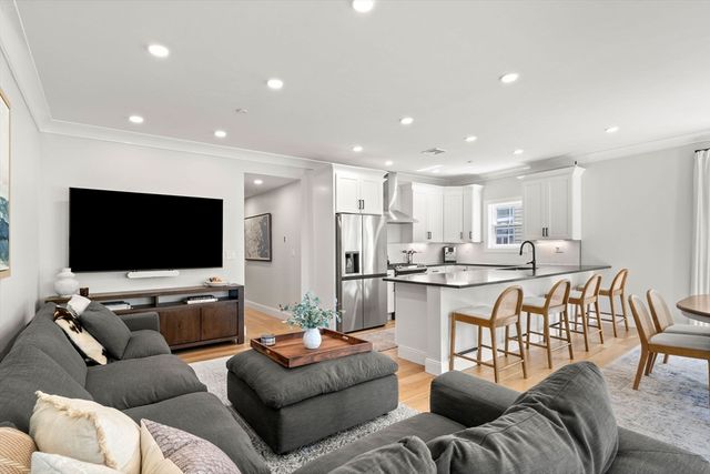 225-227 Havre Street 1, Boston, MA 02128