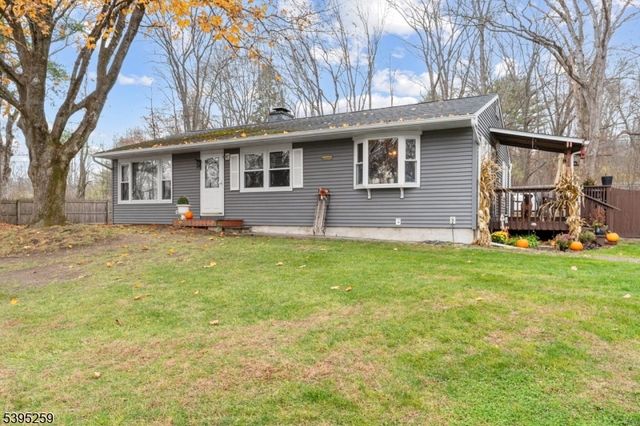 3 Volker Ln, Sandyston Twp., NJ 07827
