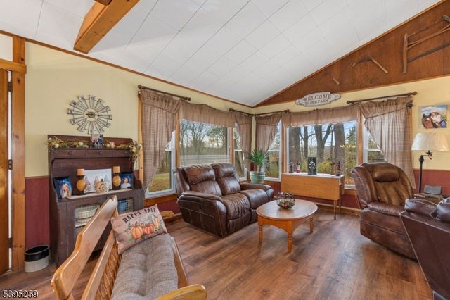 3 Volker Ln, Sandyston Twp., NJ 07827
