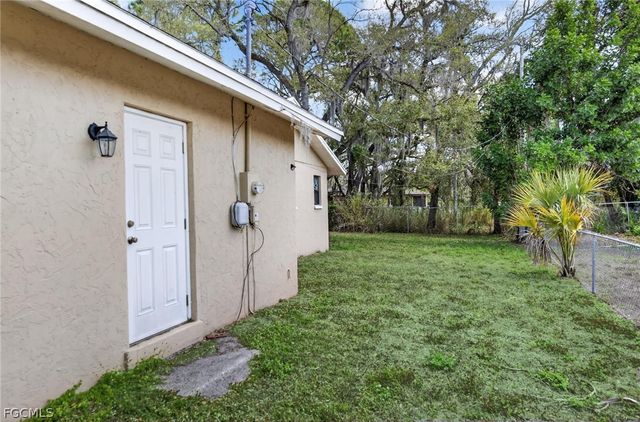 1938 Flamingo DR, North Fort Myers, FL 33917