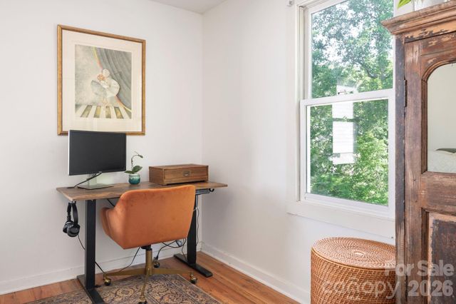 110 Le An Hurst Road, Asheville, NC 28803