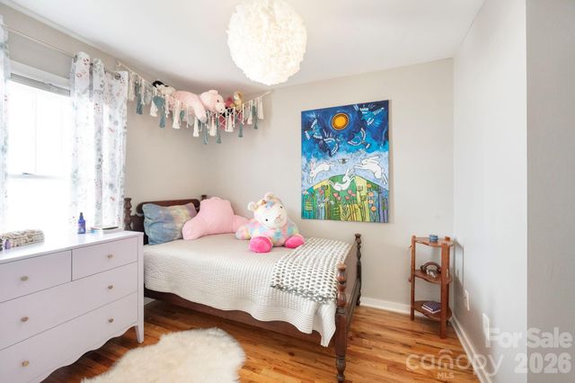 110 Le An Hurst Road, Asheville, NC 28803