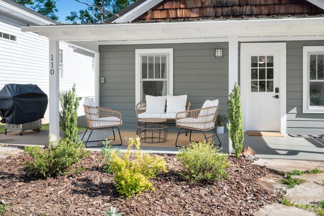 110 Le An Hurst Road, Asheville, NC 28803