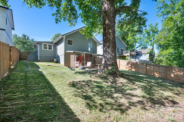 110 Le An Hurst Road, Asheville, NC 28803