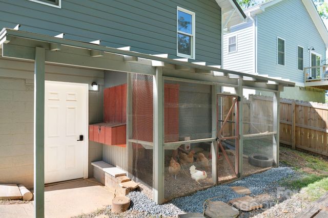 110 Le An Hurst Road, Asheville, NC 28803