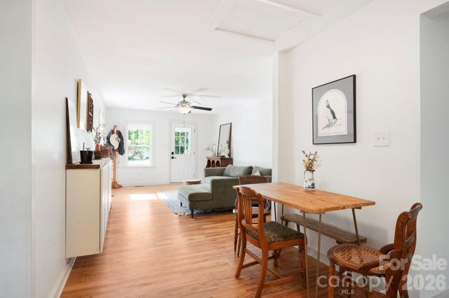 110 Le An Hurst Road, Asheville, NC 28803