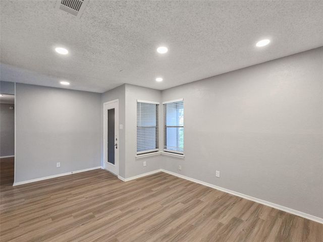 12010 Ladrido LN, Austin, TX 78727