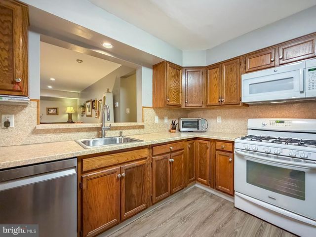 72105-00 DELAIRE LANDING RD, Philadelphia, PA 19114
