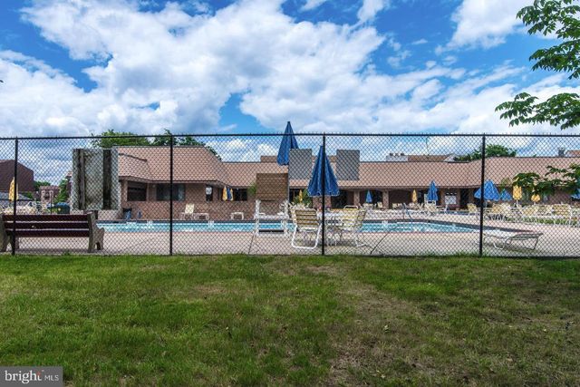 72105-00 DELAIRE LANDING RD, Philadelphia, PA 19114
