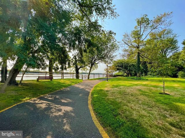 72105-00 DELAIRE LANDING RD, Philadelphia, PA 19114