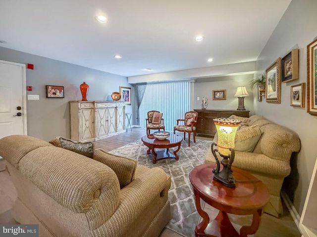 72105-00 DELAIRE LANDING RD, Philadelphia, PA 19114