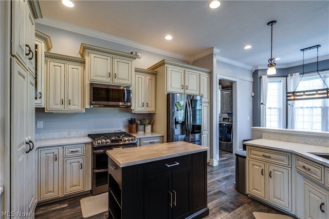 14993 Millersburg Road SW, Navarre, OH 44662
