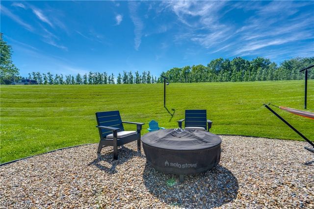 14993 Millersburg Road SW, Navarre, OH 44662