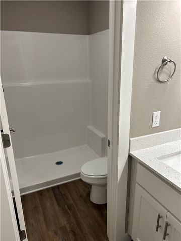 190 & 192 E 2nd Street, Centerton, AR 72719