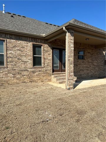 190 & 192 E 2nd Street, Centerton, AR 72719