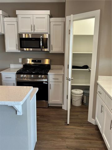 190 & 192 E 2nd Street, Centerton, AR 72719