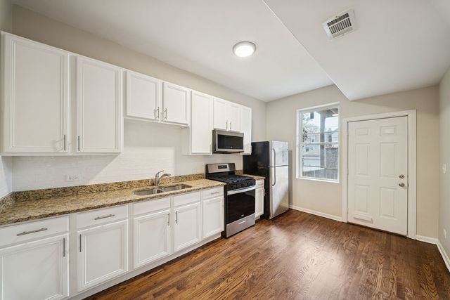 6520 S Ellis Avenue, Chicago, IL 60637