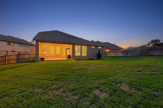 10 Ruchill Circle, Conroe, TX 77304