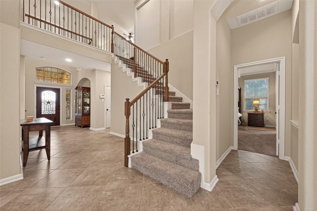 10 Ruchill Circle, Conroe, TX 77304