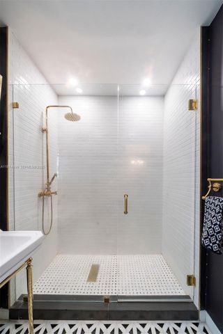 5149 Alton Road, Miami Beach, FL 33140