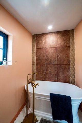 5149 Alton Road, Miami Beach, FL 33140
