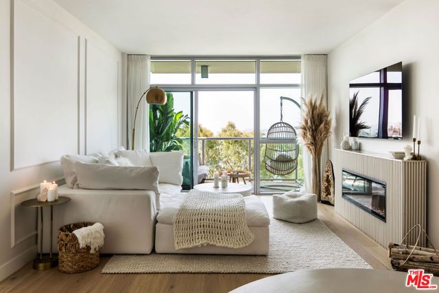13700 Marina Pointe Drive 704, Marina Del Rey, CA 90292