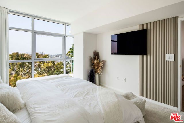 13700 Marina Pointe Drive 704, Marina Del Rey, CA 90292