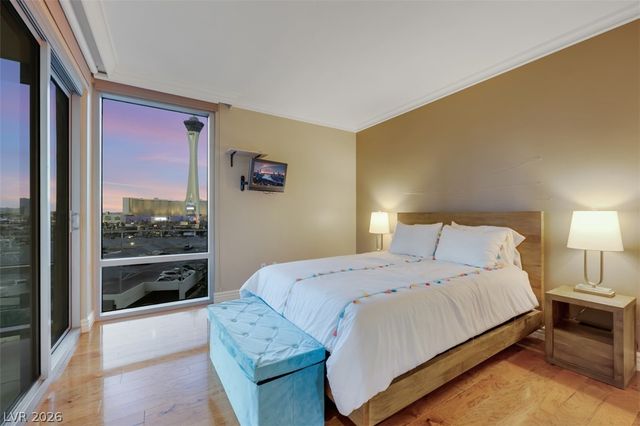 322 Karen Avenue 708, Las Vegas, NV 89109