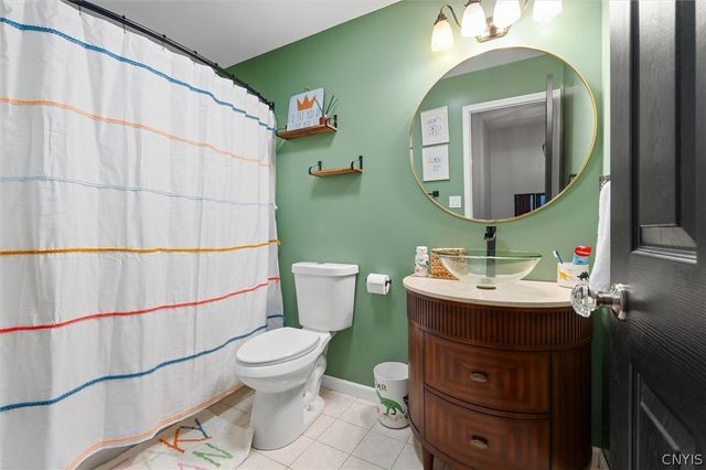 4325 Lazybrook Circle, Clay, NY 13088
