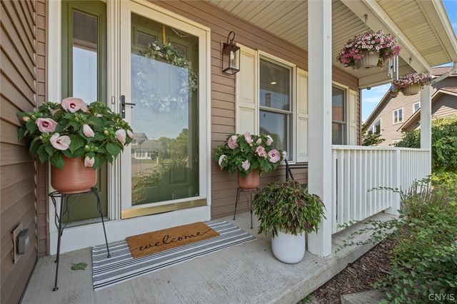4325 Lazybrook Circle, Clay, NY 13088