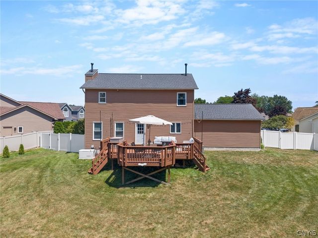 4325 Lazybrook Circle, Clay, NY 13088