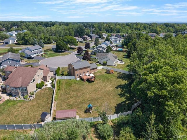 4325 Lazybrook Circle, Clay, NY 13088