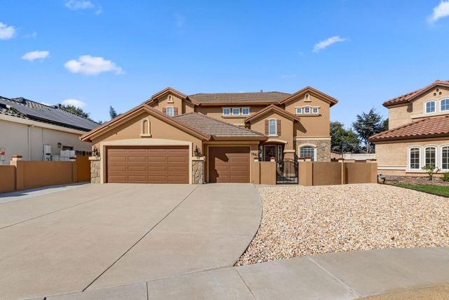 1941 Chelsea Court, Salinas, CA 93906