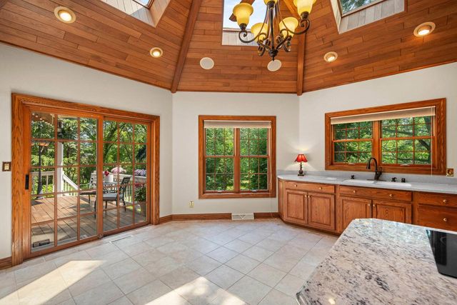 N27W5230 Hamilton ROAD, Cedarburg, WI 53012