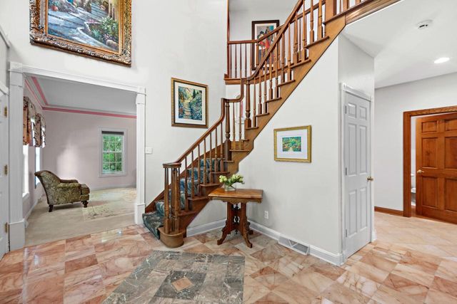 N27W5230 Hamilton ROAD, Cedarburg, WI 53012