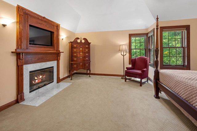 N27W5230 Hamilton ROAD, Cedarburg, WI 53012