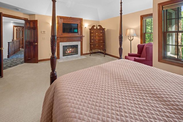 N27W5230 Hamilton ROAD, Cedarburg, WI 53012
