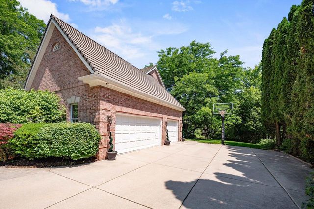N27W5230 Hamilton ROAD, Cedarburg, WI 53012