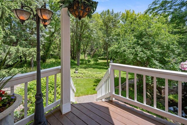 N27W5230 Hamilton ROAD, Cedarburg, WI 53012